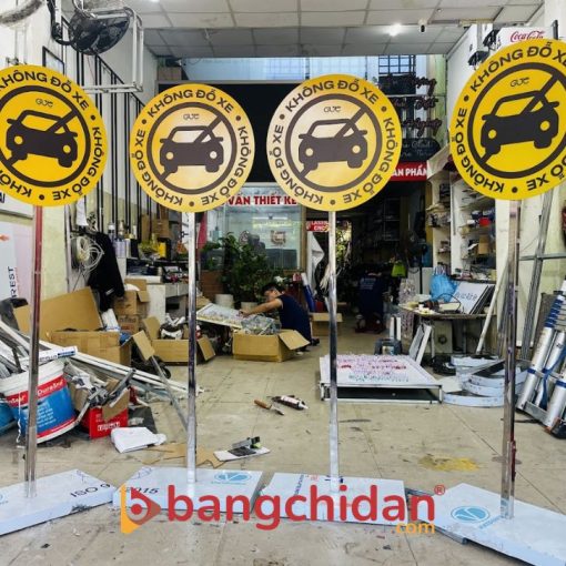 bảng cấm đậu xe inox