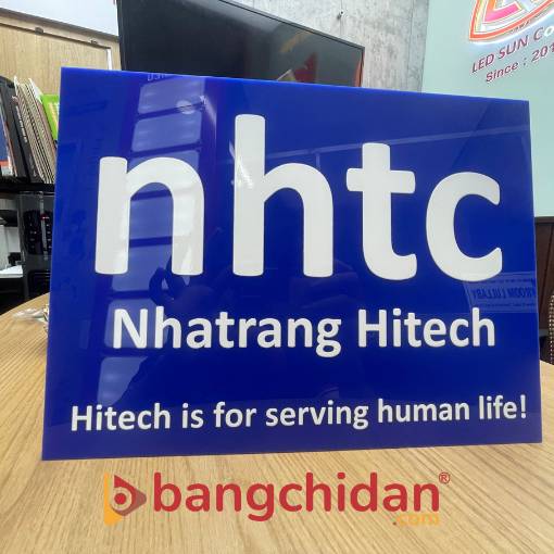 bảng tên công ty mica