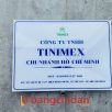 bảng tên công ty mica in uv