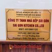 bảng tên công ty mica
