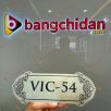 Làm biển số phòng Mica