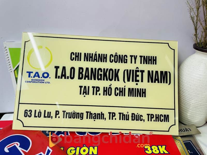 Biển công ty mica in UV